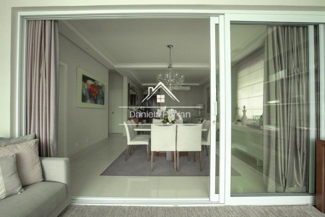 Imagem Casa de Condomínio com 3 Quartos à Venda, 321 m² em Condomínio Mont Blanc - Sorocaba