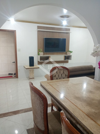 Imagem Casa com 3 Quartos à Venda, 250 m² em Vila Da Penha - Rio De Janeiro Imagem Casa com 3 Quartos à Venda, 250 m² em Vila Da Penha - Rio De Janeiro