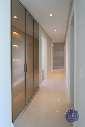 Imagem Apartamento com 3 Quartos para Alugar, 139 m² em Centro - Balneário Camboriú Imagem Apartamento com 3 Quartos para Alugar, 139 m² em Centro - Balneário Camboriú