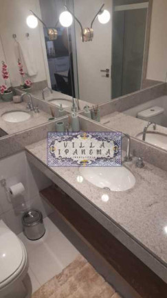 Imagem Studio com 1 Quarto à Venda, 46 m² em Copacabana - Rio De Janeiro Imagem Studio com 1 Quarto à Venda, 46 m² em Copacabana - Rio De Janeiro