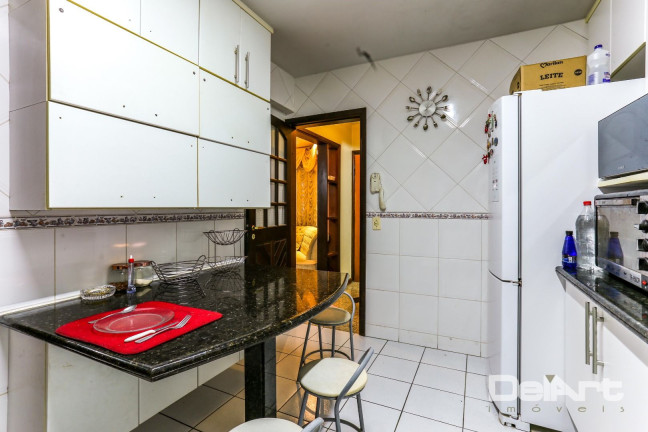 Imagem Sobrado com 4 Quartos à Venda, 221 m² em Jardim Das Américas - Curitiba Imagem Sobrado com 4 Quartos à Venda, 221 m² em Jardim Das Américas - Curitiba