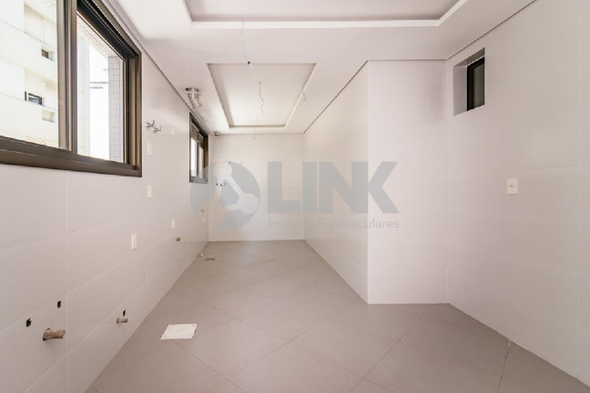 Imagem Apartamento com 3 Quartos à Venda, 169 m² em Petrópolis - Porto Alegre Imagem Apartamento com 3 Quartos à Venda, 169 m² em Petrópolis - Porto Alegre