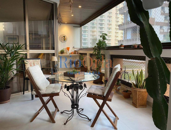 Imagem Apartamento com 4 Quartos à Venda, 180 m² em Barra Da Tijuca - Rio De Janeiro