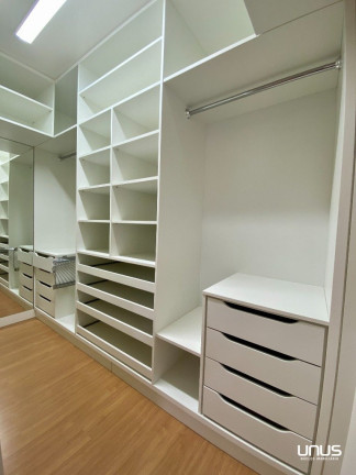 Imagem Apartamento com 3 Quartos à Venda, 153 m² em Centro - Florianópolis Imagem Apartamento com 3 Quartos à Venda, 153 m² em Centro - Florianópolis