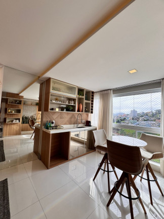 Imagem Imóvel com 4 Quartos à Venda, 115 m² em Campo Grande - Cariacica Imagem Imóvel com 4 Quartos à Venda, 115 m² em Campo Grande - Cariacica