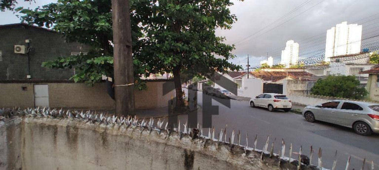 Imagem Casa com 4 Quartos à Venda, 225 m² em Casa Amarela - Recife Imagem Casa com 4 Quartos à Venda, 225 m² em Casa Amarela - Recife