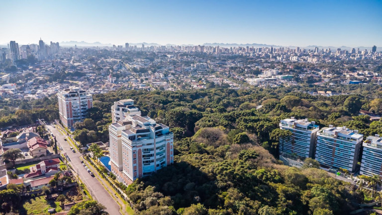 Imagem Terreno à Venda, 1.294 m² em Mossunguê - Curitiba Imagem Terreno à Venda, 1.294 m² em Mossunguê - Curitiba
