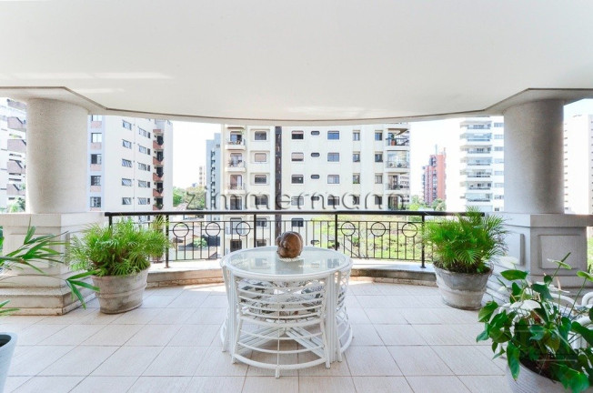 Imagem Apartamento com 4 Quartos à Venda, 633 m² em Moema - São Paulo