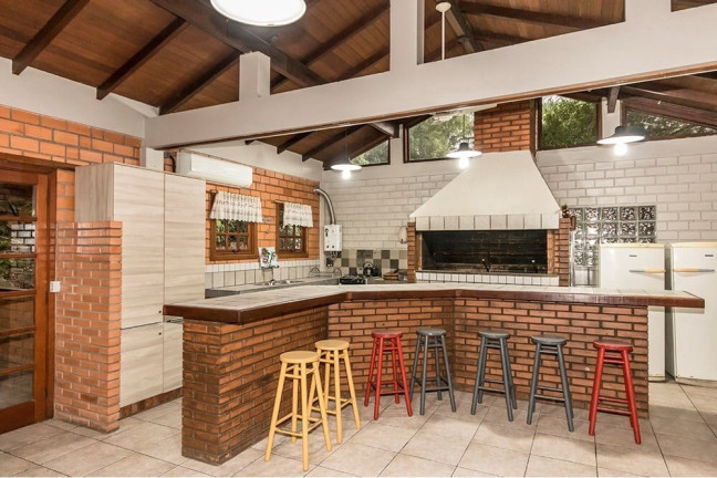 Imagem Casa com 3 Quartos à Venda, 160 m² em Nonoai - Porto Alegre Imagem Casa com 3 Quartos à Venda, 160 m² em Nonoai - Porto Alegre