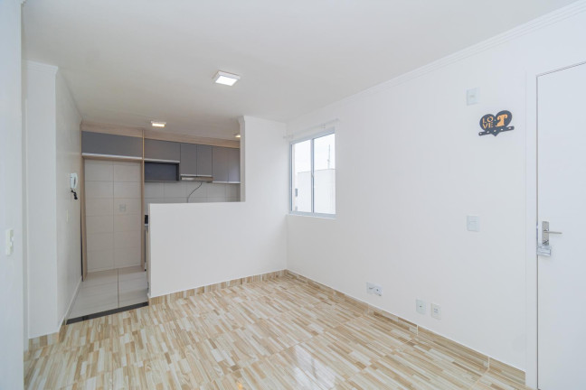 Imagem Apartamento com 2 Quartos para Alugar, 40 m² em Jardim Itaqui - Campo Largo Imagem Apartamento com 2 Quartos para Alugar, 40 m² em Jardim Itaqui - Campo Largo
