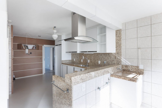 Imagem Apartamento com 3 Quartos para Alugar, 100 m² em Centro - Balneário Camboriú Imagem Apartamento com 3 Quartos para Alugar, 100 m² em Centro - Balneário Camboriú