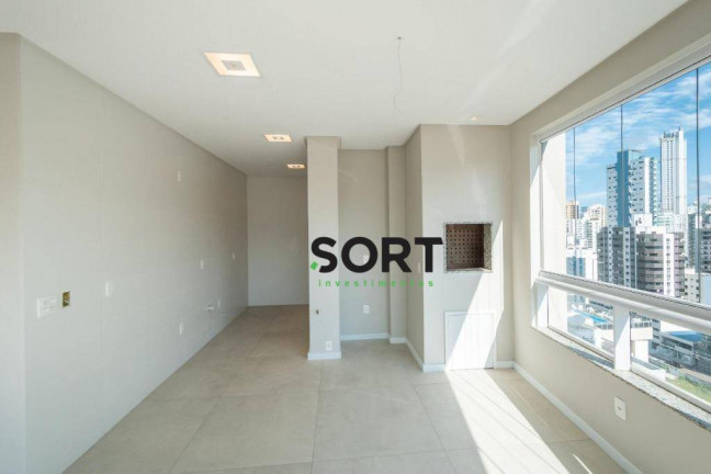 Imagem Cobertura com 4 Quartos à Venda, 240 m² em Centro - Balneário Camboriú