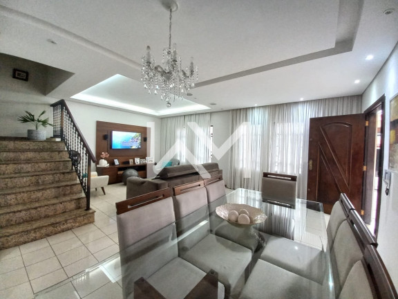 Imagem Sobrado com 4 Quartos à Venda, 250 m² em Parque Renato Maia - Guarulhos Imagem Sobrado com 4 Quartos à Venda, 250 m² em Parque Renato Maia - Guarulhos
