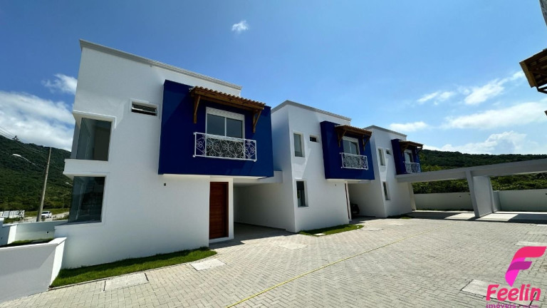 Imagem Casa com 3 Quartos à Venda, 133 m² em Ribeirão Da Ilha - Florianópolis Imagem Casa com 3 Quartos à Venda, 133 m² em Ribeirão Da Ilha - Florianópolis