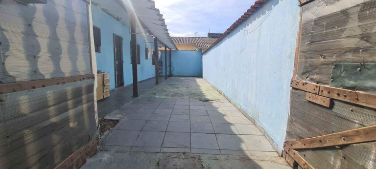 Imagem Casa com 2 Quartos à Venda, 259 m² em Santa Terezinha - Itanhaém Imagem Casa com 2 Quartos à Venda, 259 m² em Santa Terezinha - Itanhaém