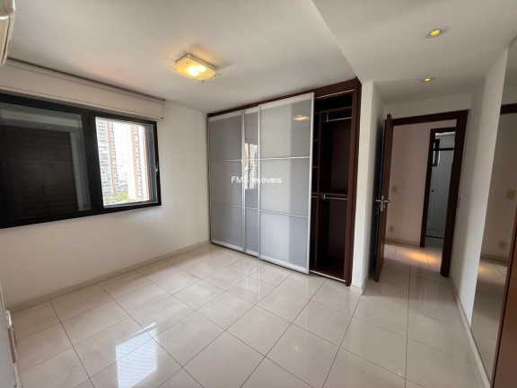 Imagem Imóvel com 3 Quartos à Venda, 105 m² em Vila Mariana - São Paulo