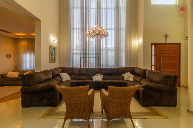 Imagem Casa de Condomínio com 3 Quartos à Venda, 367 m² em Centro (jacaré) - Cabreúva