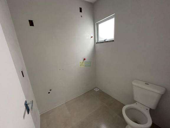 Imagem Sobrado com 2 Quartos à Venda, 80 m² em Zimbros - Bombinhas Imagem Sobrado com 2 Quartos à Venda, 80 m² em Zimbros - Bombinhas