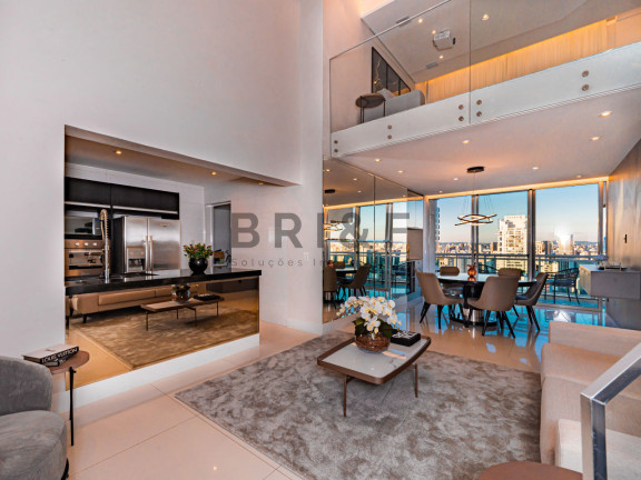 Apartamento com 2 Quartos à Venda ou Locação, 164 m² em Brooklin - São Paulo