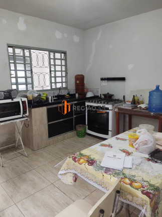 Imagem Casa com 2 Quartos à Venda, 277 m² em Parque San Carlo - Poços De Caldas Imagem Casa com 2 Quartos à Venda, 277 m² em Parque San Carlo - Poços De Caldas