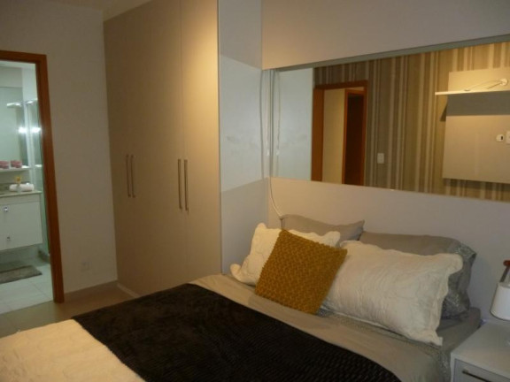 Imagem Apartamento com 4 Quartos à Venda, 115 m² em Meier - Rio De Janeiro