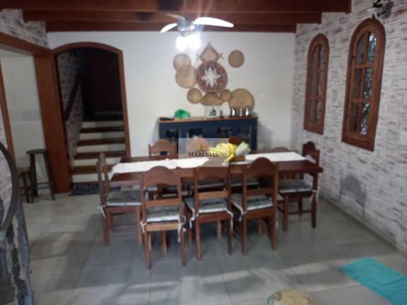 Imagem Casa com 5 Quartos à Venda, 250 m² em Barequeçaba - São Sebastião Imagem Casa com 5 Quartos à Venda, 250 m² em Barequeçaba - São Sebastião