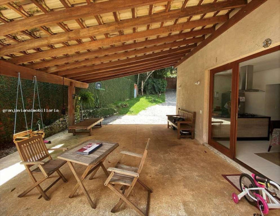 Imagem Casa à Venda, em Chácara Das Candeias - Carapicuíba Imagem Casa à Venda, em Chácara Das Candeias - Carapicuíba