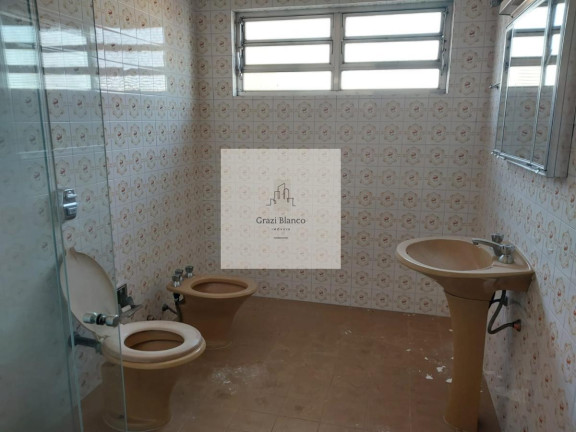Imagem Casa com 3 Quartos à Venda, 399 m²
