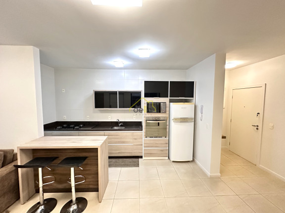 Imagem Imóvel com 3 Quartos à Venda, 95 m² em Saguaçu - Joinville Imagem Imóvel com 3 Quartos à Venda, 95 m² em Saguaçu - Joinville