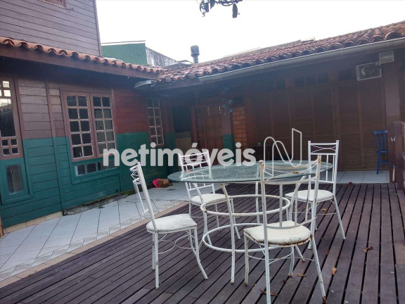 Imagem Casa com 6 Quartos à Venda, 817 m² em Trindade - Florianópolis Imagem Casa com 6 Quartos à Venda, 817 m² em Trindade - Florianópolis