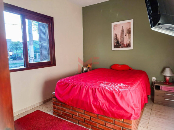 Imagem Casa com 3 Quartos à Venda, em Capão Da Canoa Imagem Casa com 3 Quartos à Venda, em Capão Da Canoa