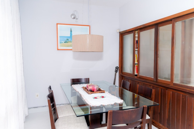 Imagem Casa com 5 Quartos à Venda, 300 m² em Estreito - Florianópolis