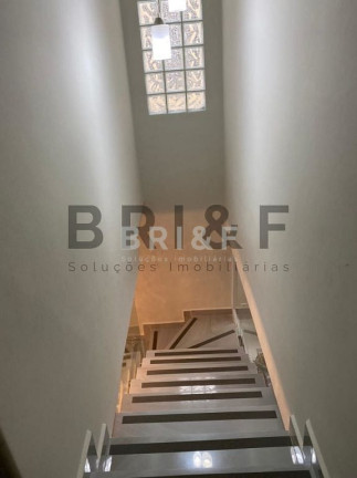 Imagem Casa com 3 Quartos à Venda, 230 m² em Vila Cordeiro - São Paulo Imagem Casa com 3 Quartos à Venda, 230 m² em Vila Cordeiro - São Paulo