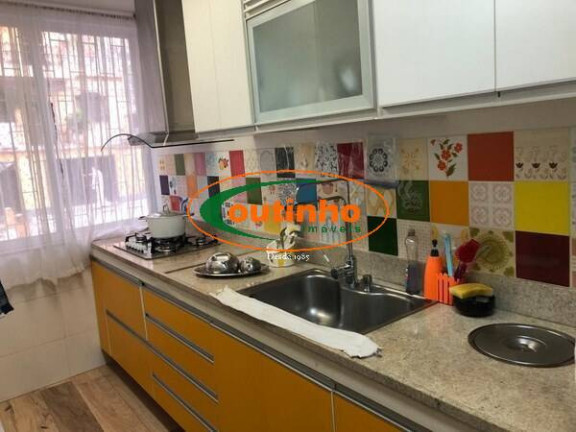 Imagem Casa com 4 Quartos à Venda, 160 m² em Tijuca - Rio De Janeiro Imagem Casa com 4 Quartos à Venda, 160 m² em Tijuca - Rio De Janeiro