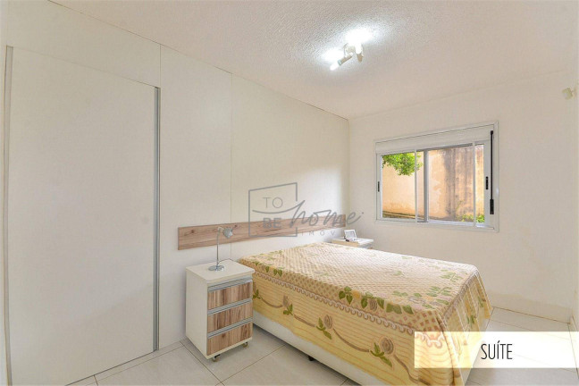 Imagem Casa com 3 Quartos à Venda, 307 m² em São Lourenço - Curitiba
