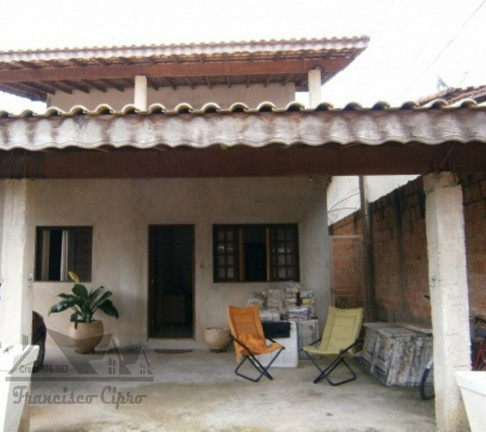 Sobrado com 4 Quartos à Venda, 261 m² em São Dimas - Guaratinguetá