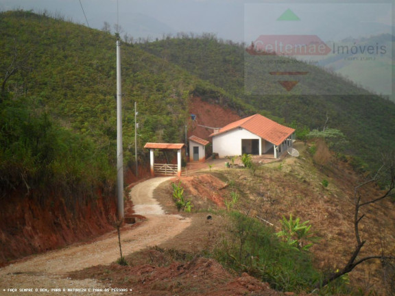 Imagem Chácara com 3 Quartos à Venda, 180 m² em Pouso Frio - Taubaté Imagem Chácara com 3 Quartos à Venda, 180 m² em Pouso Frio - Taubaté