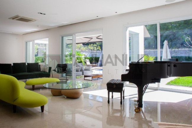 Imagem Casa com 4 Quartos à Venda, 700 m² em Jardim Europa - São Paulo Imagem Casa com 4 Quartos à Venda, 700 m² em Jardim Europa - São Paulo