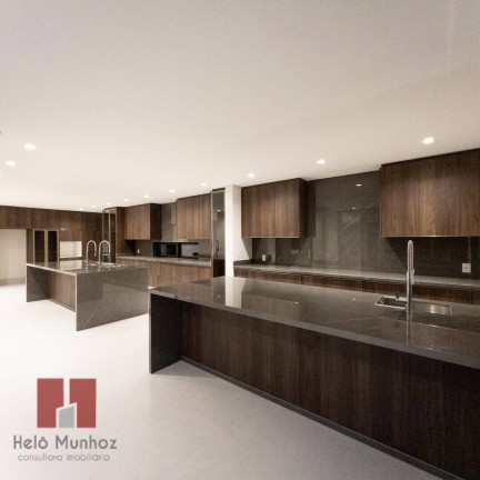Imagem Casa com 4 Quartos à Venda, 753 m² em Alphaville - Santana De Parnaíba Imagem Casa com 4 Quartos à Venda, 753 m² em Alphaville - Santana De Parnaíba