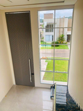 Imagem Casa com 4 Quartos à Venda, 200 m² em Rio Vermelho - Florianópolis Imagem Casa com 4 Quartos à Venda, 200 m² em Rio Vermelho - Florianópolis