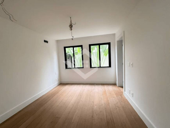 Imagem Casa com 5 Quartos à Venda, 600 m² em Barra Da Tijuca - Rio De Janeiro Imagem Casa com 5 Quartos à Venda, 600 m² em Barra Da Tijuca - Rio De Janeiro