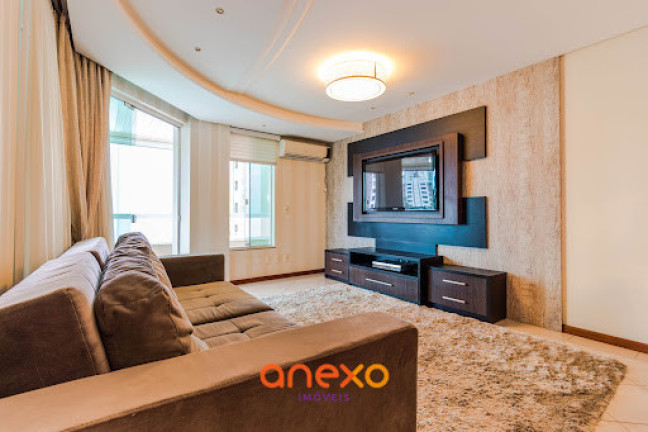 Imagem Apartamento com 3 Quartos à Venda, 250 m² em Vila Nova - Blumenau