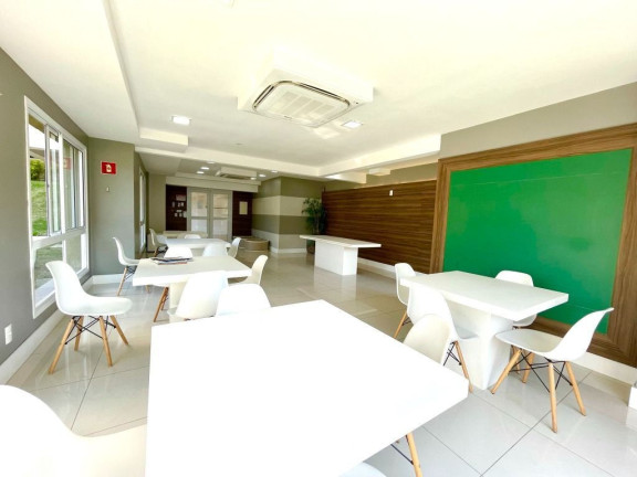 Imagem Imóvel com 2 Quartos à Venda, 67 m² em Jardim Carvalho - Porto Alegre Imagem Imóvel com 2 Quartos à Venda, 67 m² em Jardim Carvalho - Porto Alegre