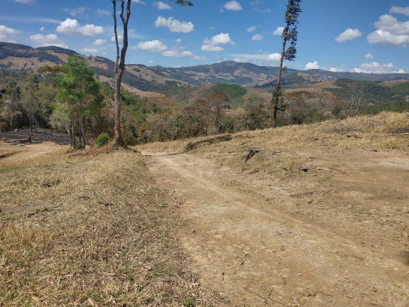 Imagem Chácara à Venda, 1.000 m² em Pocinhos Do Rio Verde - Caldas Imagem Chácara à Venda, 1.000 m² em Pocinhos Do Rio Verde - Caldas