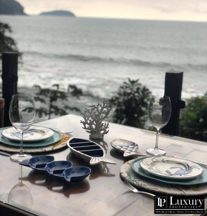 Imagem Casa com 3 Quartos à Venda, em Praia Preta - São Sebastião Imagem Casa com 3 Quartos à Venda, em Praia Preta - São Sebastião