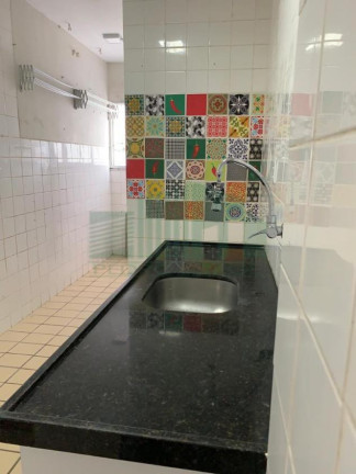 Imagem Apartamento com 2 Quartos à Venda, 50 m² em Torre - Recife