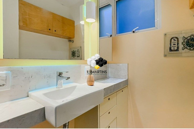 Imagem Apartamento com 4 Quartos à Venda, 190 m² em Rio Branco - Porto Alegre