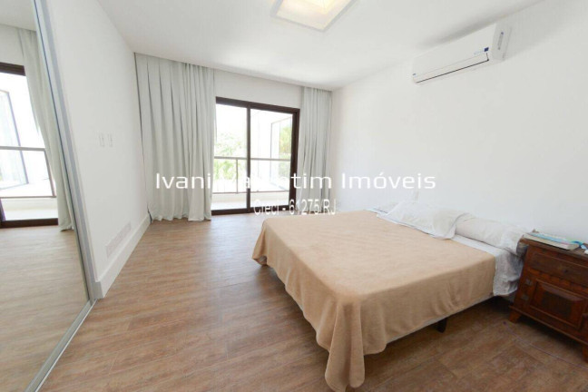 Imagem Casa de Condomínio com 5 Quartos à Venda, 906 m² em Barra Da Tijuca - Rio De Janeiro