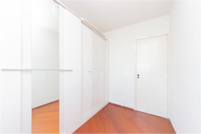 Imagem Imóvel com 3 Quartos à Venda, em Itaquera - São Paulo Imagem Imóvel com 3 Quartos à Venda, em Itaquera - São Paulo