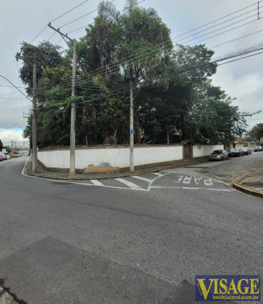 Casa com 6 Quartos à Venda, 940 m² em Centro - Jacareí